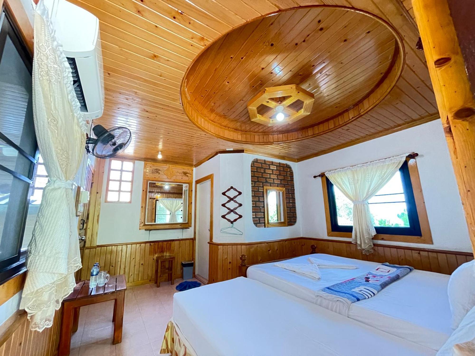 Big Fish Resort Ko Tao Exterior photo