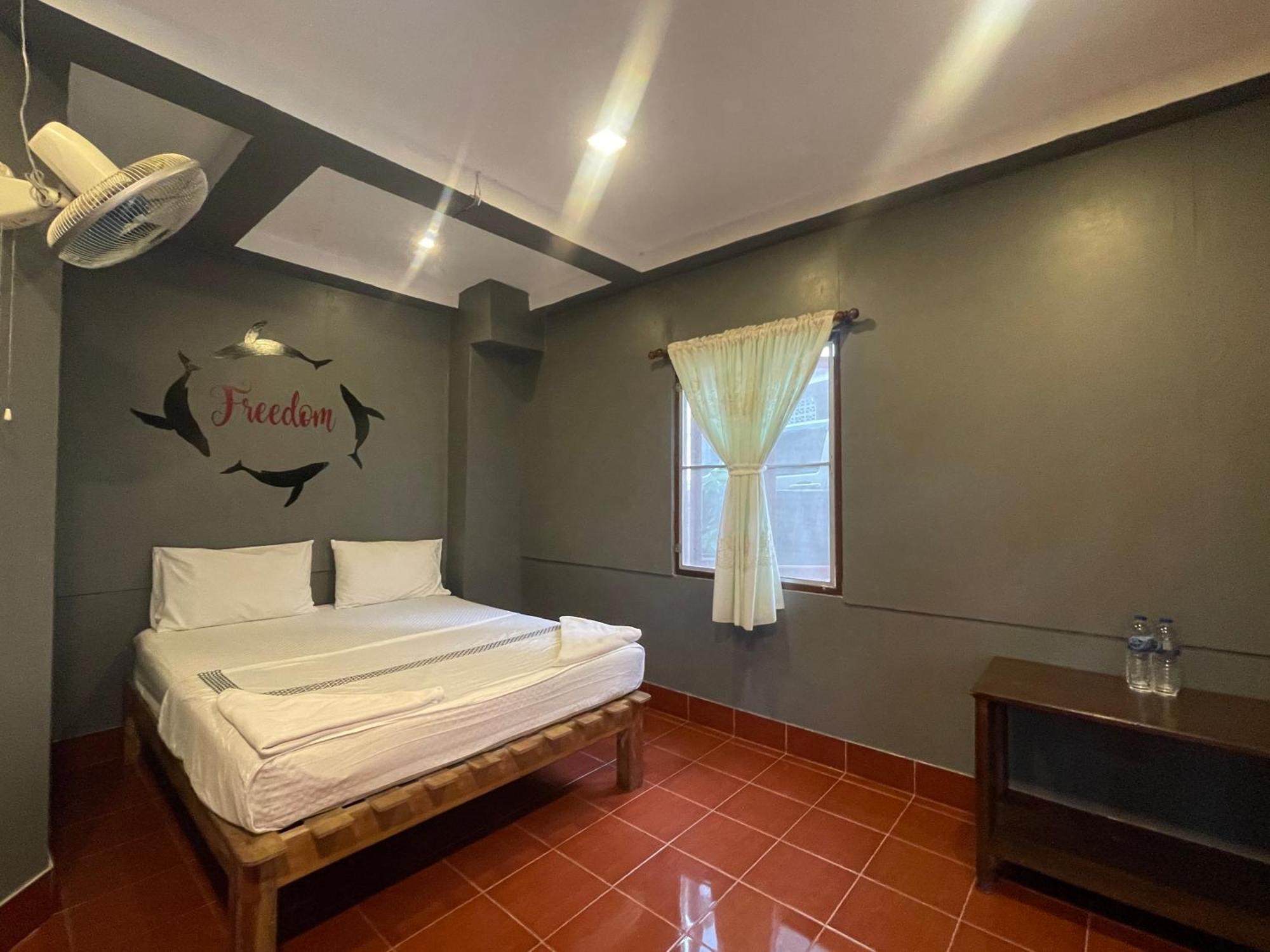 Big Fish Resort Ko Tao Exterior photo
